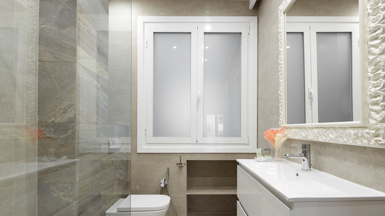 Photo of Bathroom in Gros