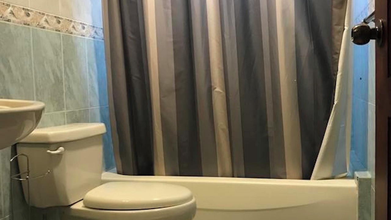 Photo of Bathroom in Evaristo Morales