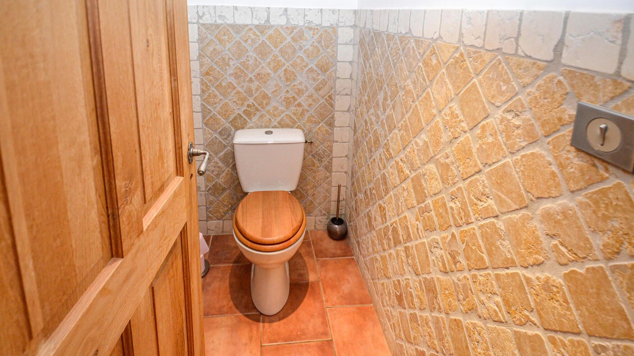 Photo of Bathroom in Chateauneuf-de-Gadagne