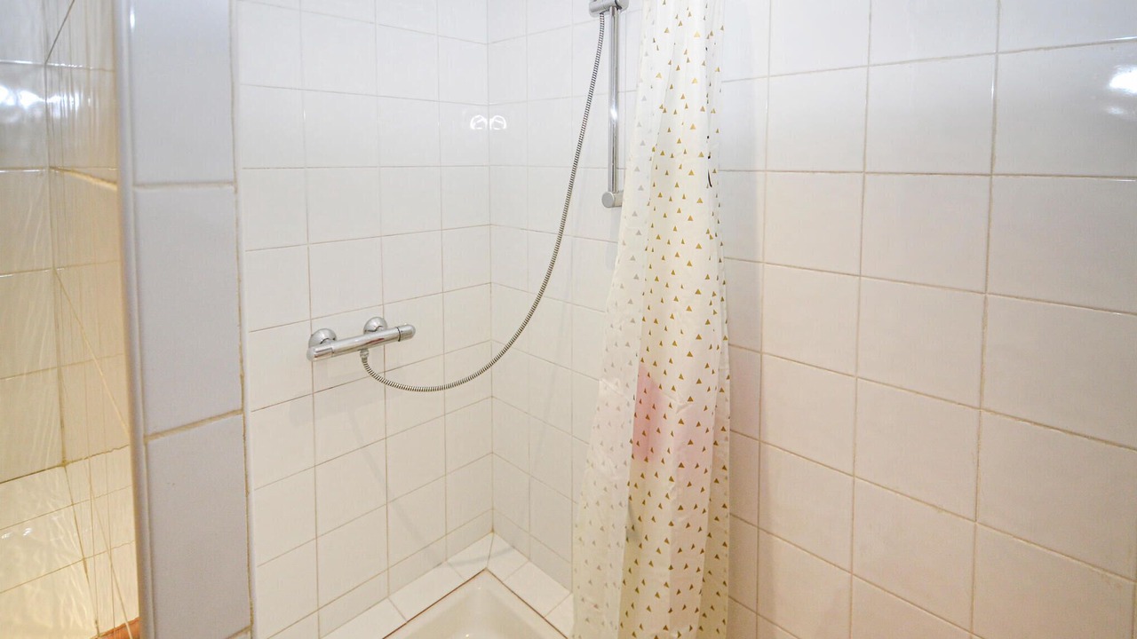 Photo of Bathroom in Chateauneuf-de-Gadagne