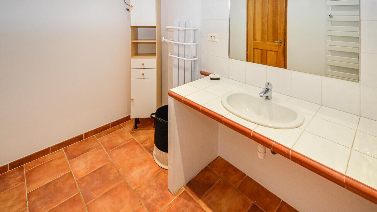 Photo of Bathroom in Chateauneuf-de-Gadagne