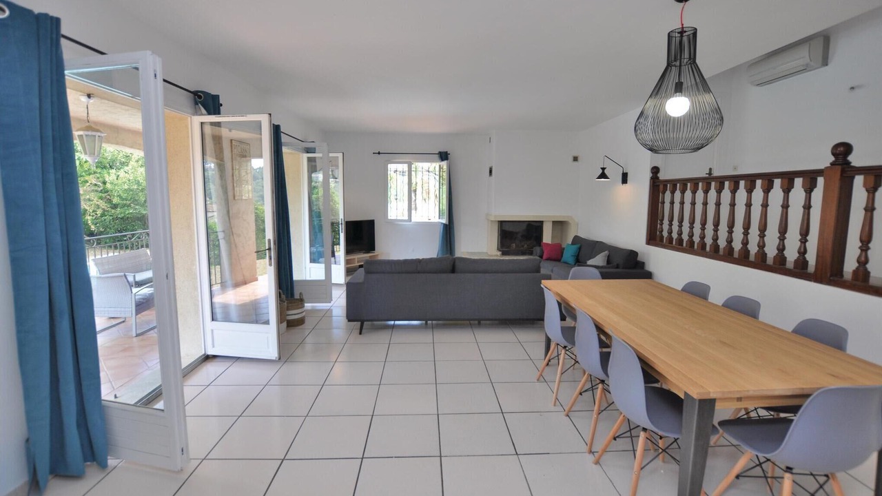 Photo of Bedroom in Vallauris