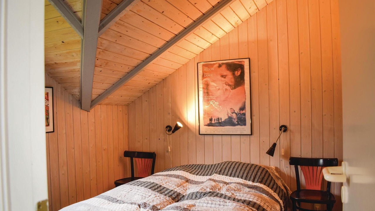 Photo of Others in Knebel