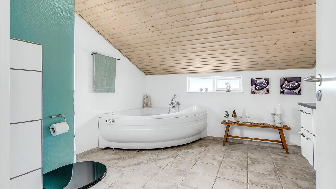 Photo of Others in Asaa