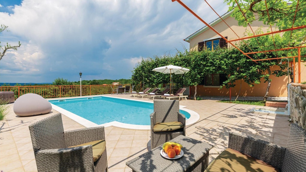 Photo of Outdoor in Presika