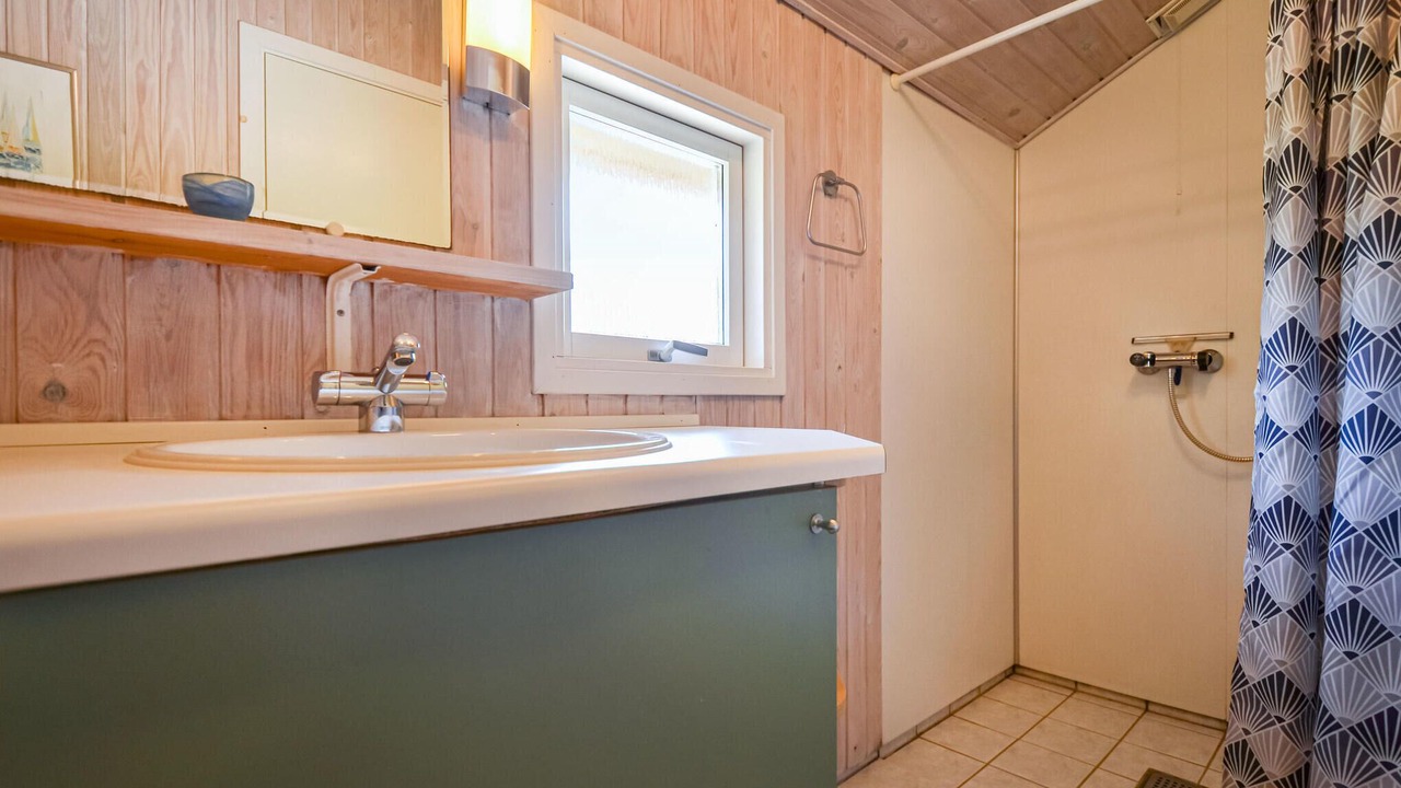 Photo of Bathroom in Femmøller