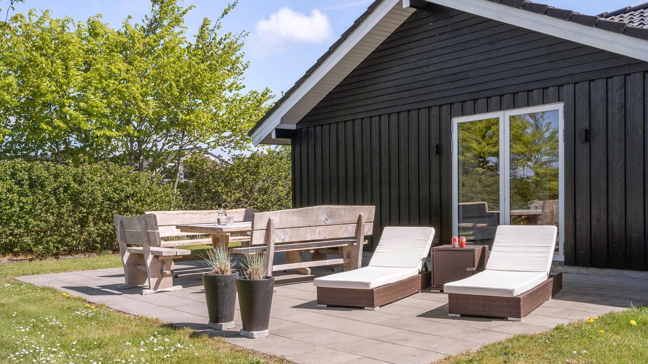 Photo of Others in Skaven Strand