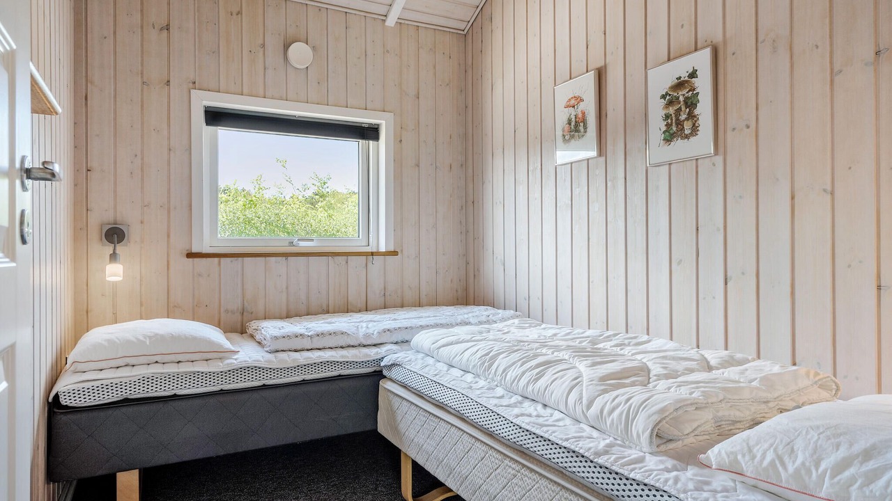 Photo of Others in Skaven Strand