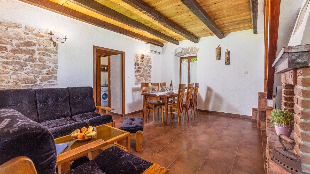 Photo of Bedroom in Marceljani