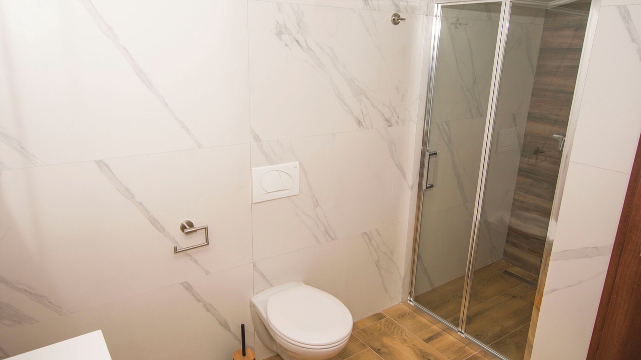Photo of Bathroom in Tkon