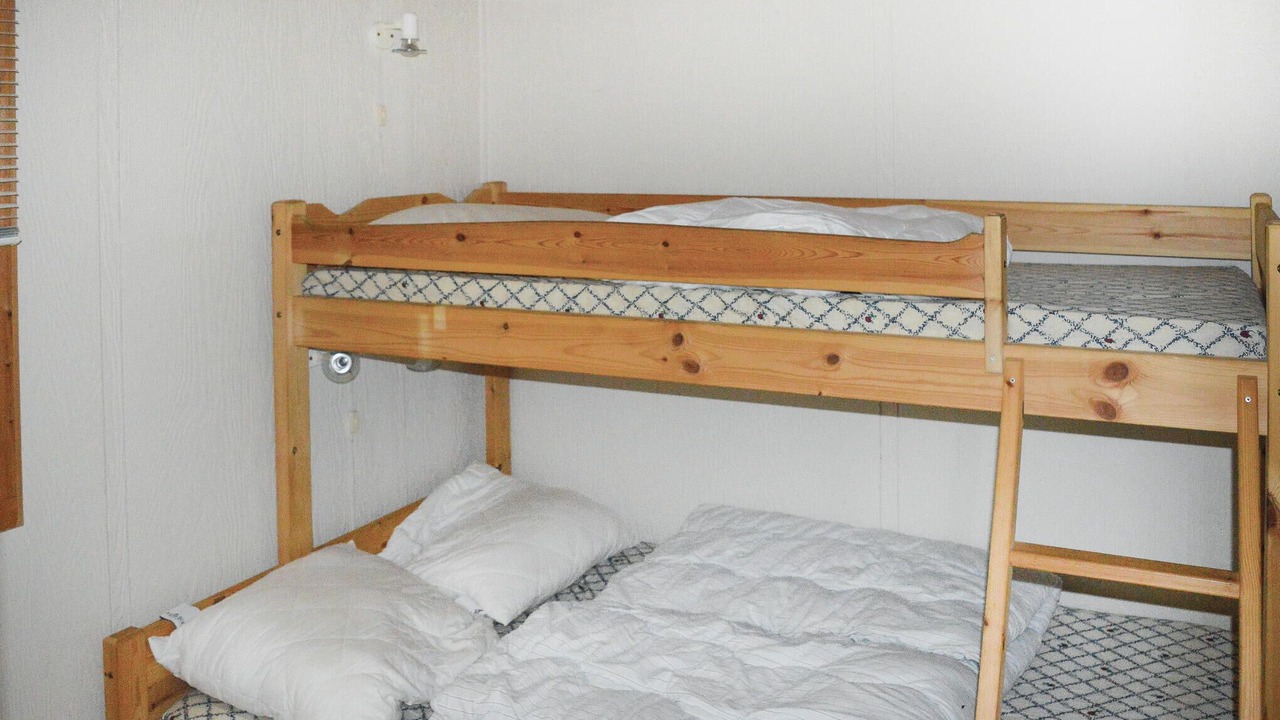 Photo of Others in Hou