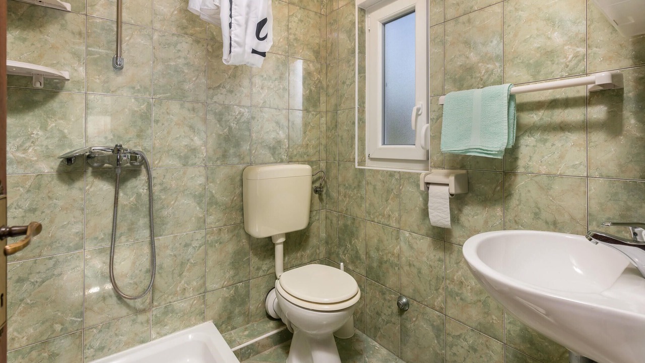 Photo of Bathroom in Banjol