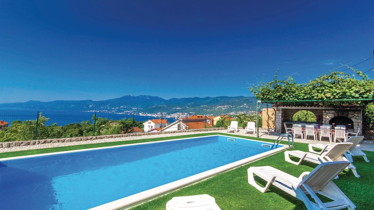 Photo of Outdoor in Sarsoni