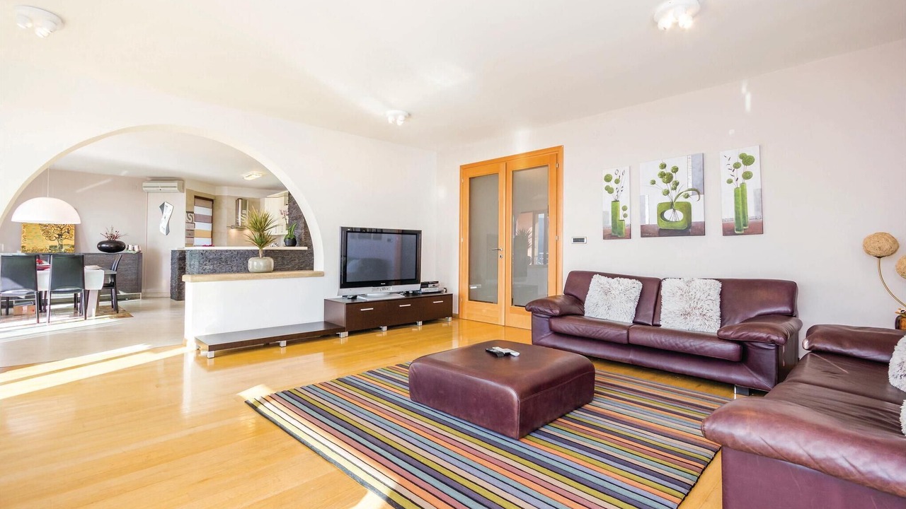 Photo of Bedroom in Sarsoni