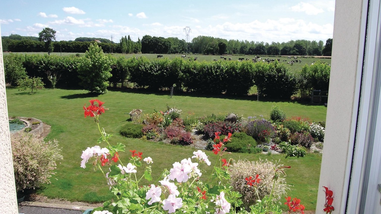 Photo of Outdoor in Roz-Landrieux