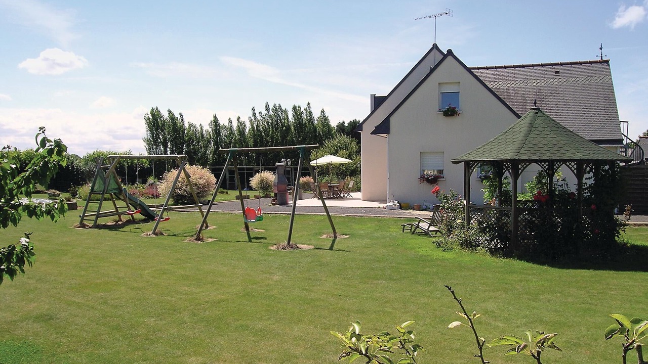 Photo of Others in Roz-Landrieux