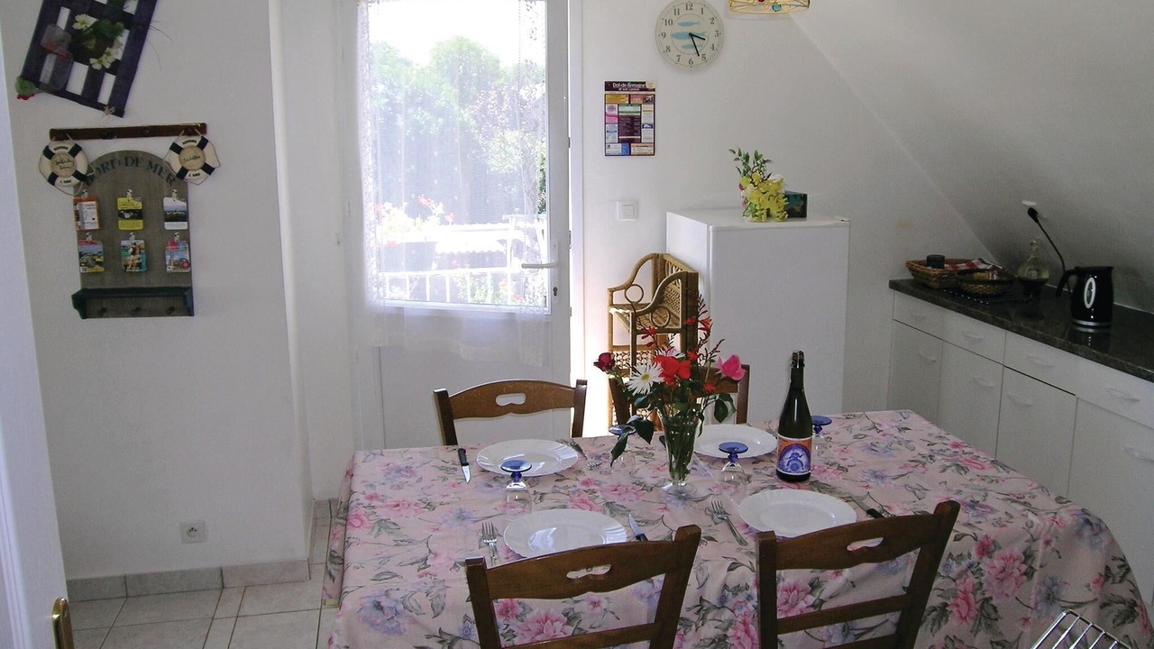 Photo of Bedroom in Roz-Landrieux