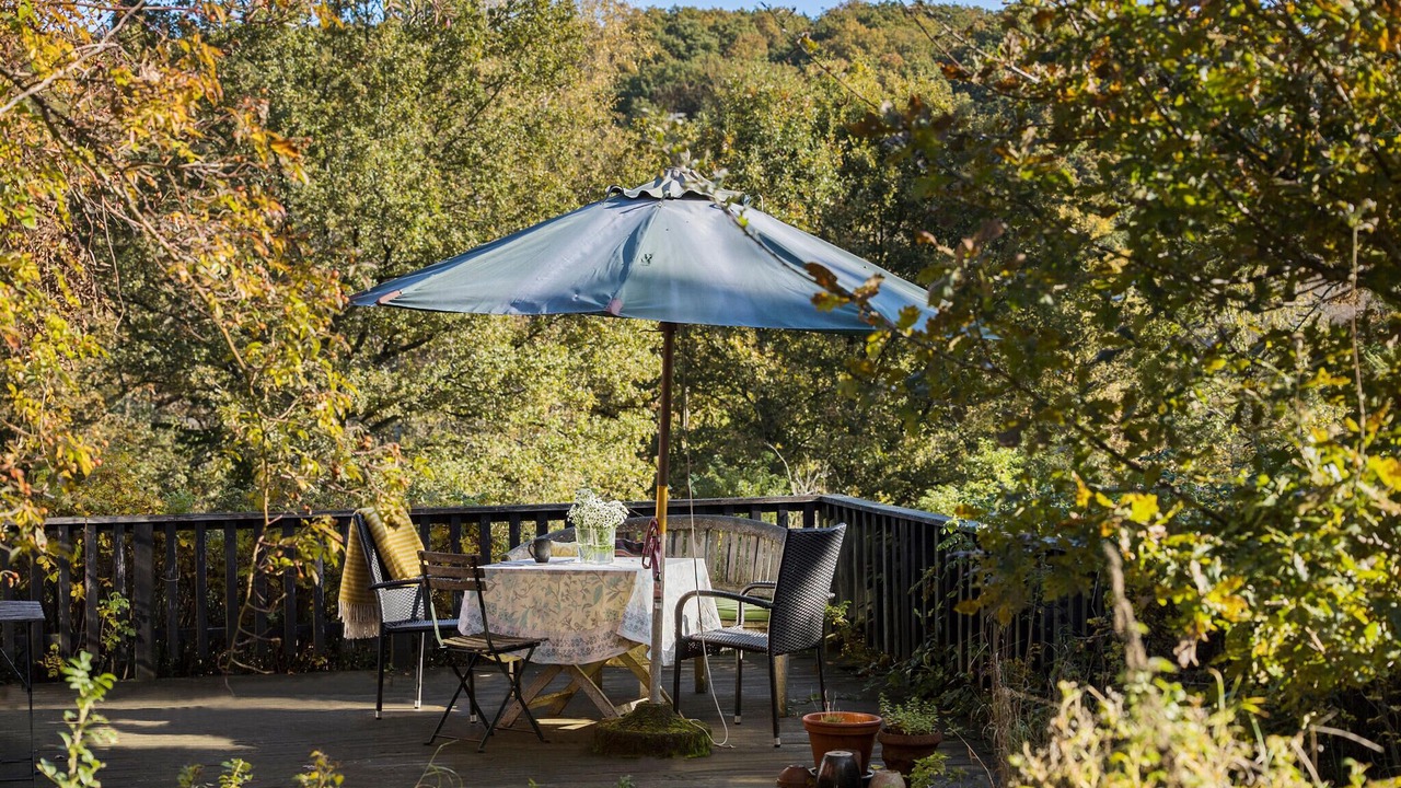 Photo of Others in Skygge