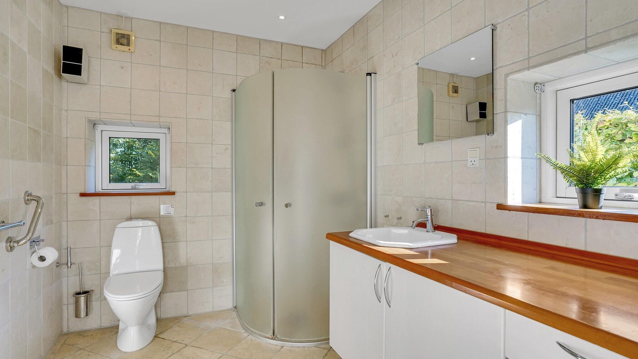 Photo of Bathroom in Skibby