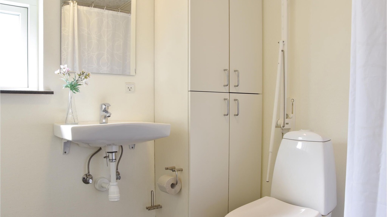 Photo of Bathroom in Spjald