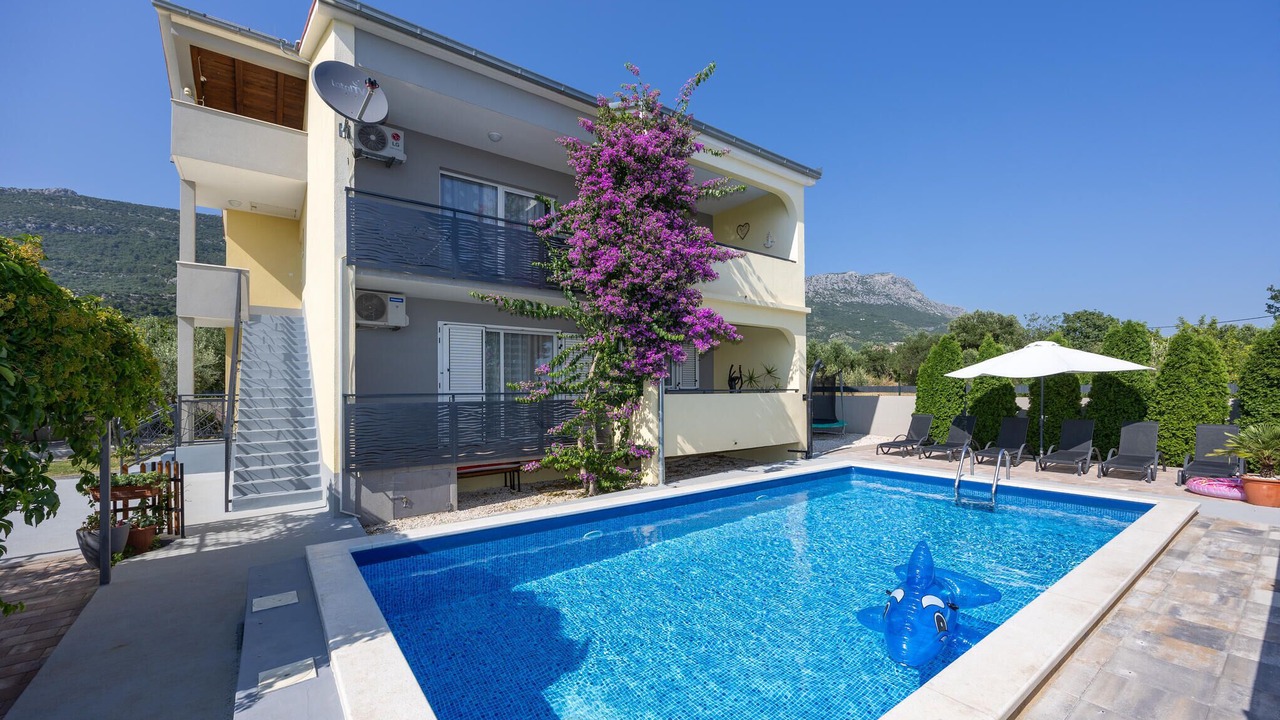 Photo of Outdoor in Kastel Luksic