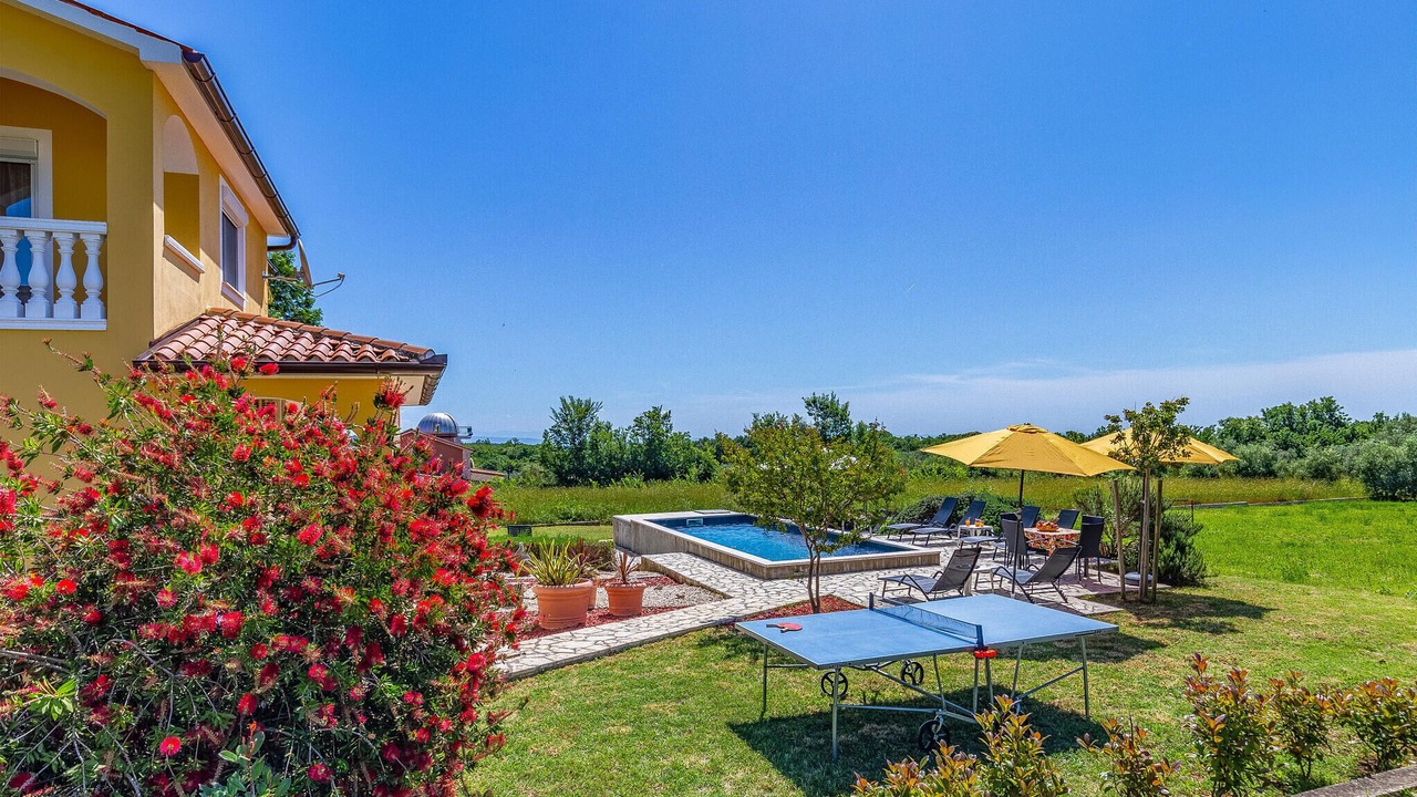 Photo of Outdoor in Valtura