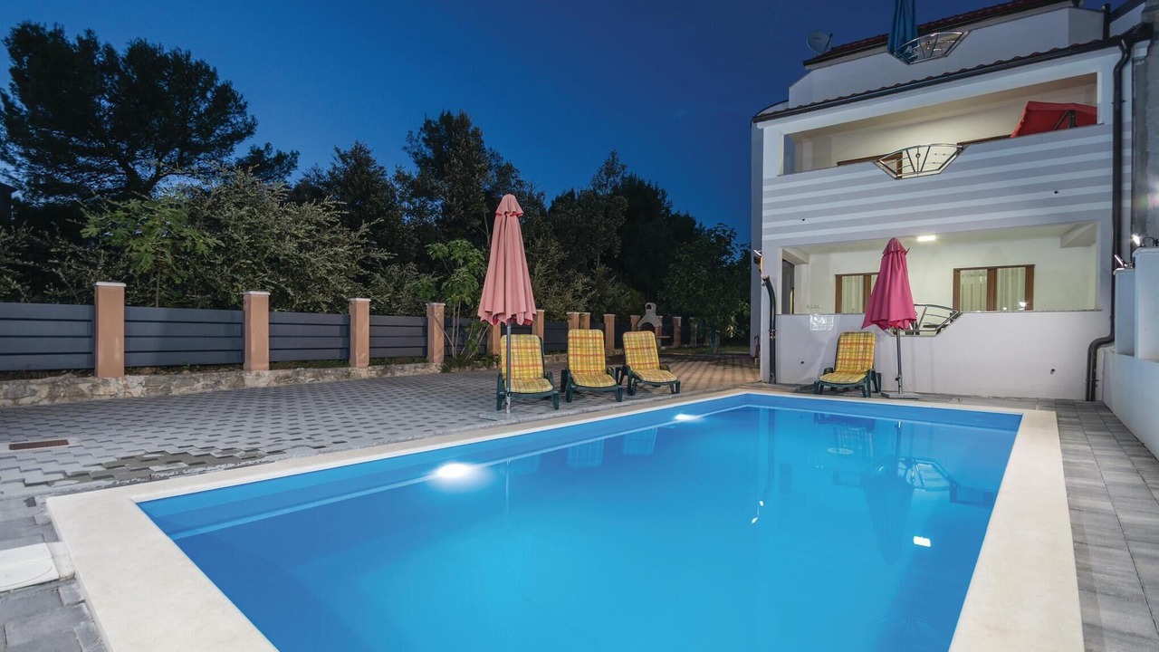 Photo of Outdoor in Pakostane