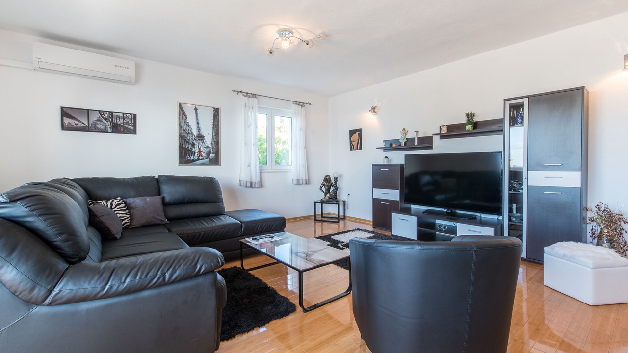 Photo of Livingroom in Znjan