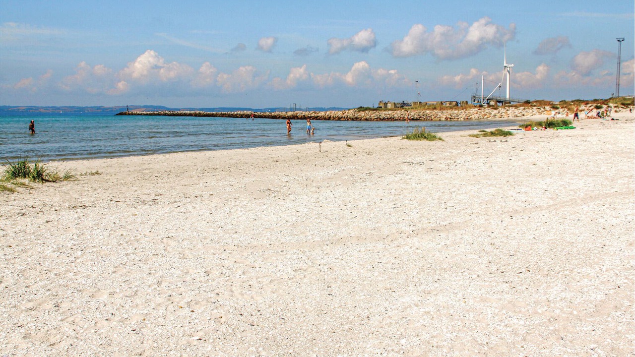 Photo of Others in Øer Strand