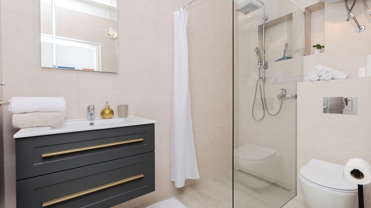 Photo of Bathroom in Tribunj