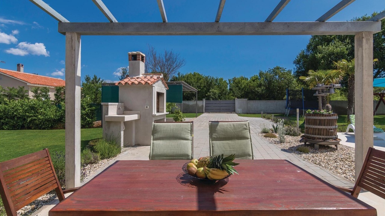Photo of Outdoor in Bale