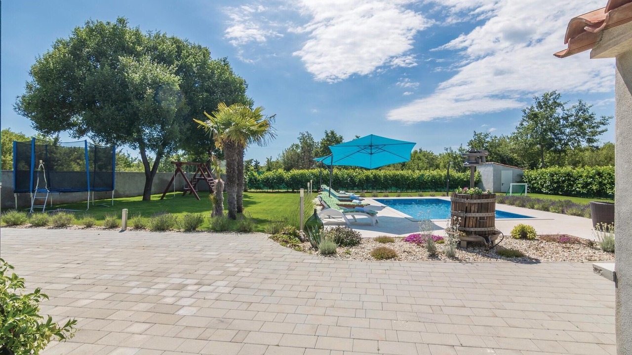 Photo of Outdoor in Bale