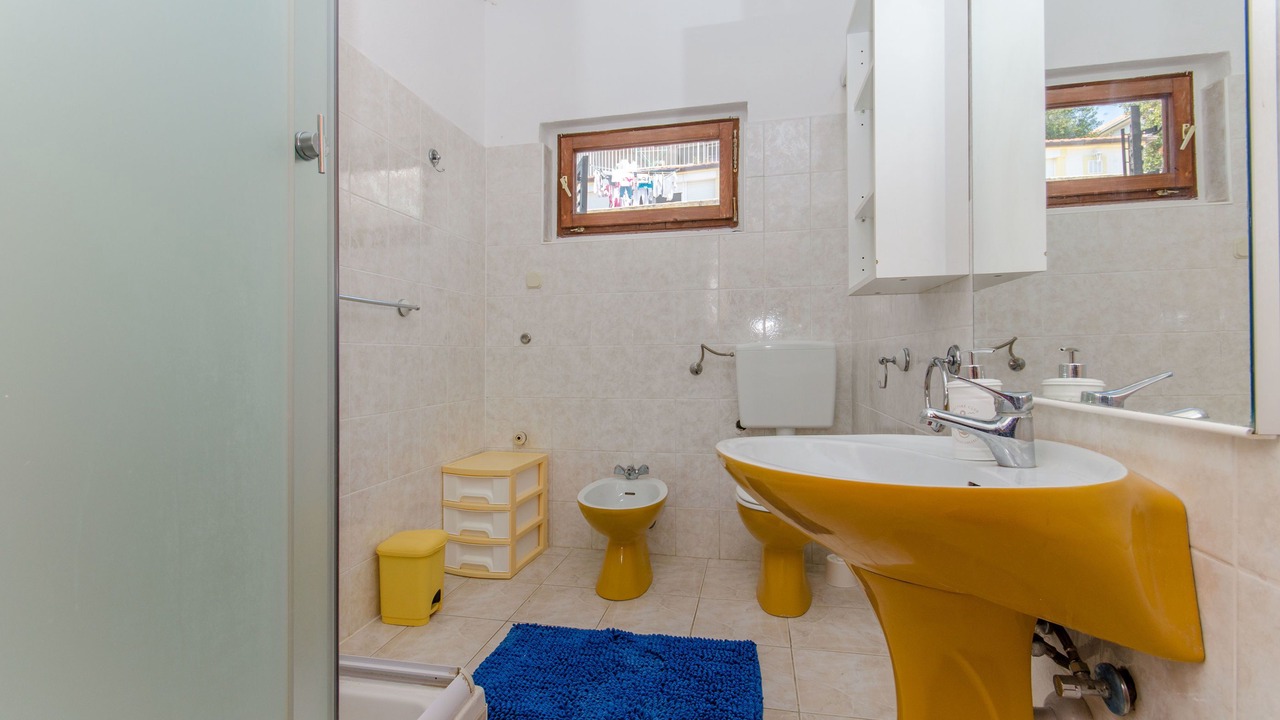 Photo of Bathroom in Okrug Gornji
