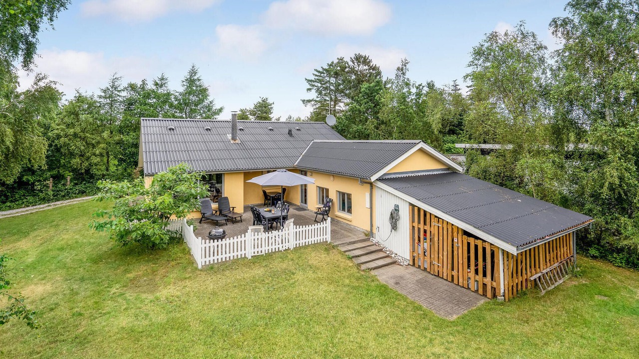 Photo of Others in Øer Strand