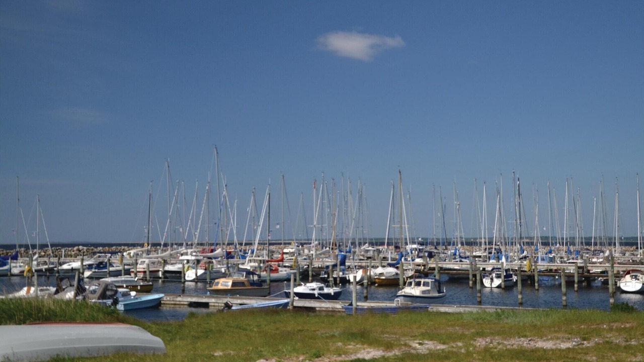 Photo of Others in Hvalpsund