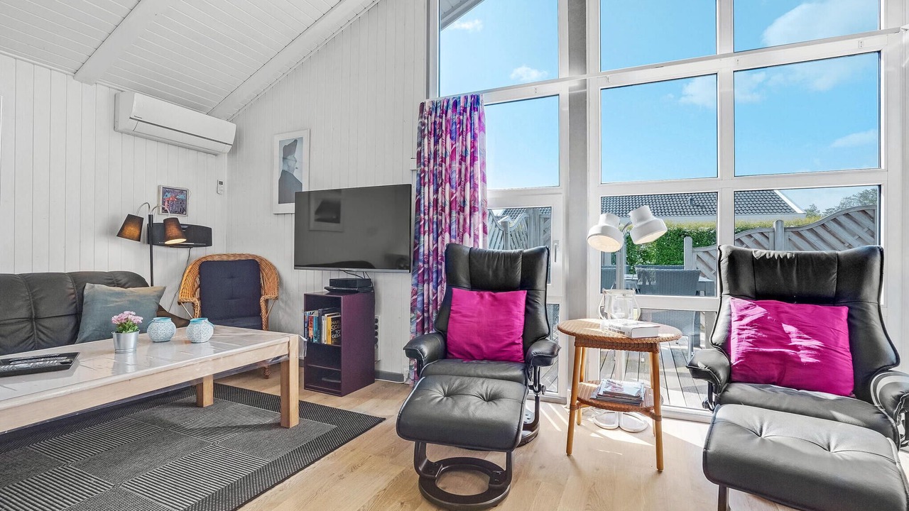 Photo of Bedroom in Mommark Strand