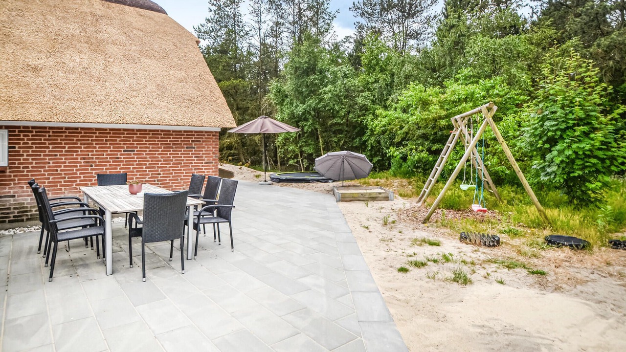 Photo of Others in Ho