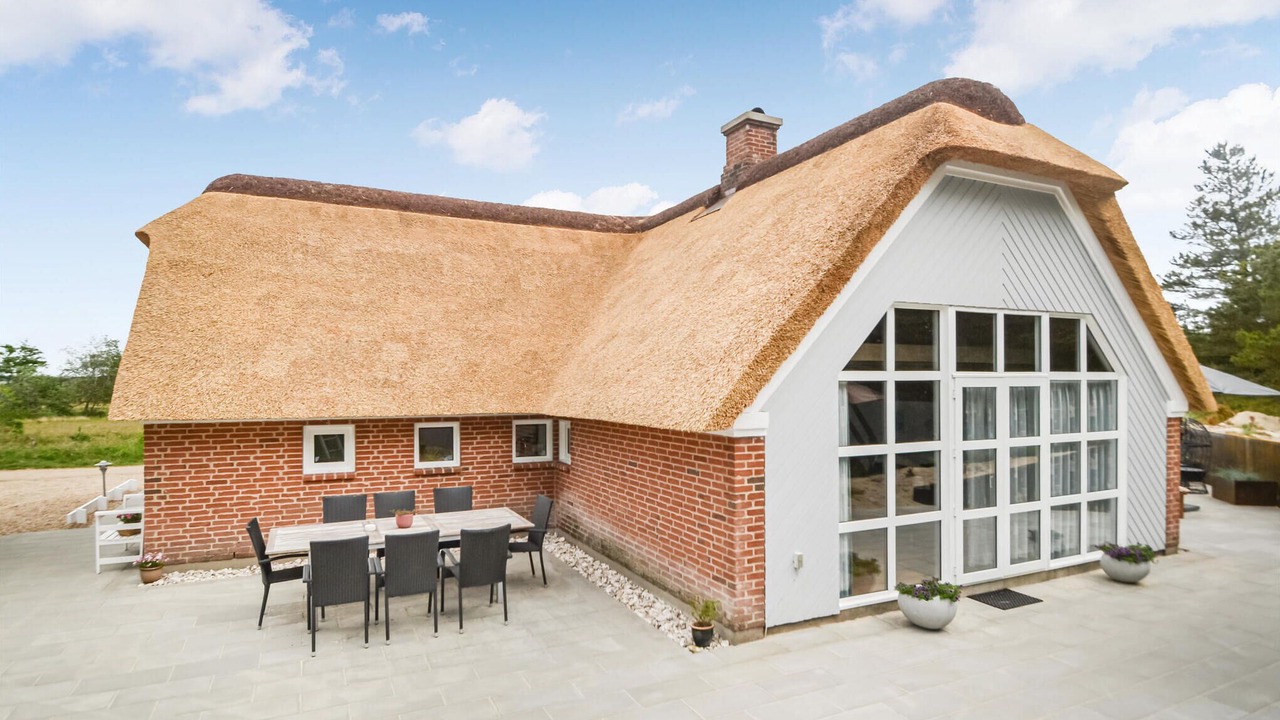 Photo of Others in Ho