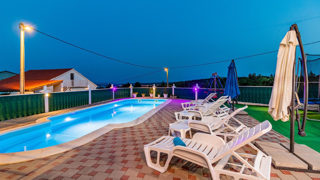 Photo of Outdoor in Rudine
