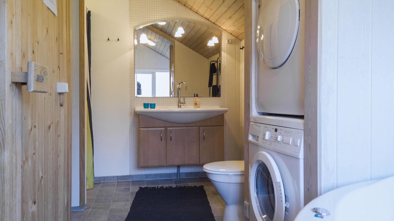 Photo of Bathroom in Strandby