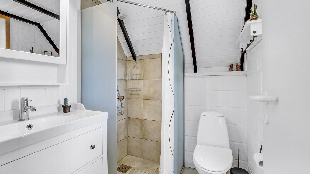Photo of Bathroom in Toftum