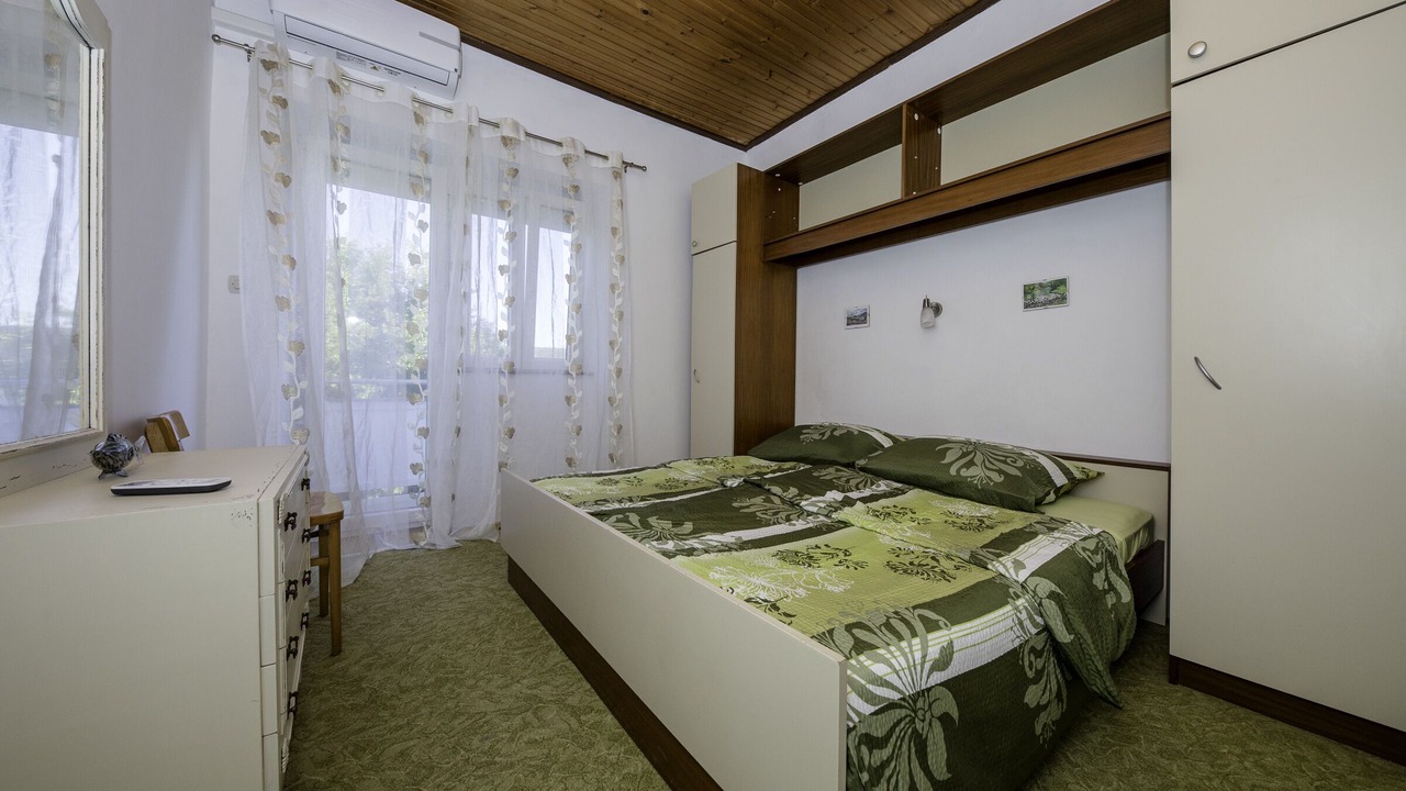 Photo of Bedroom in Supetarska Draga