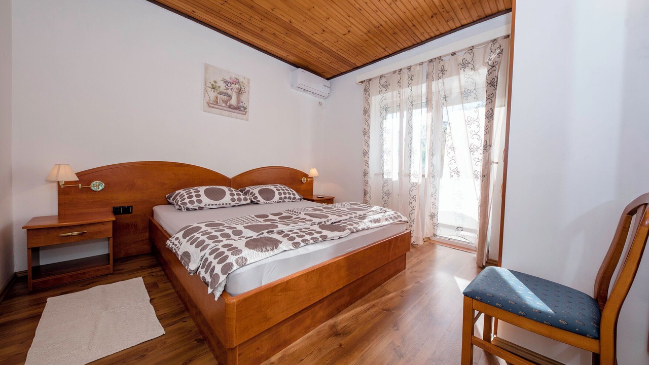 Photo of Bedroom in Supetarska Draga