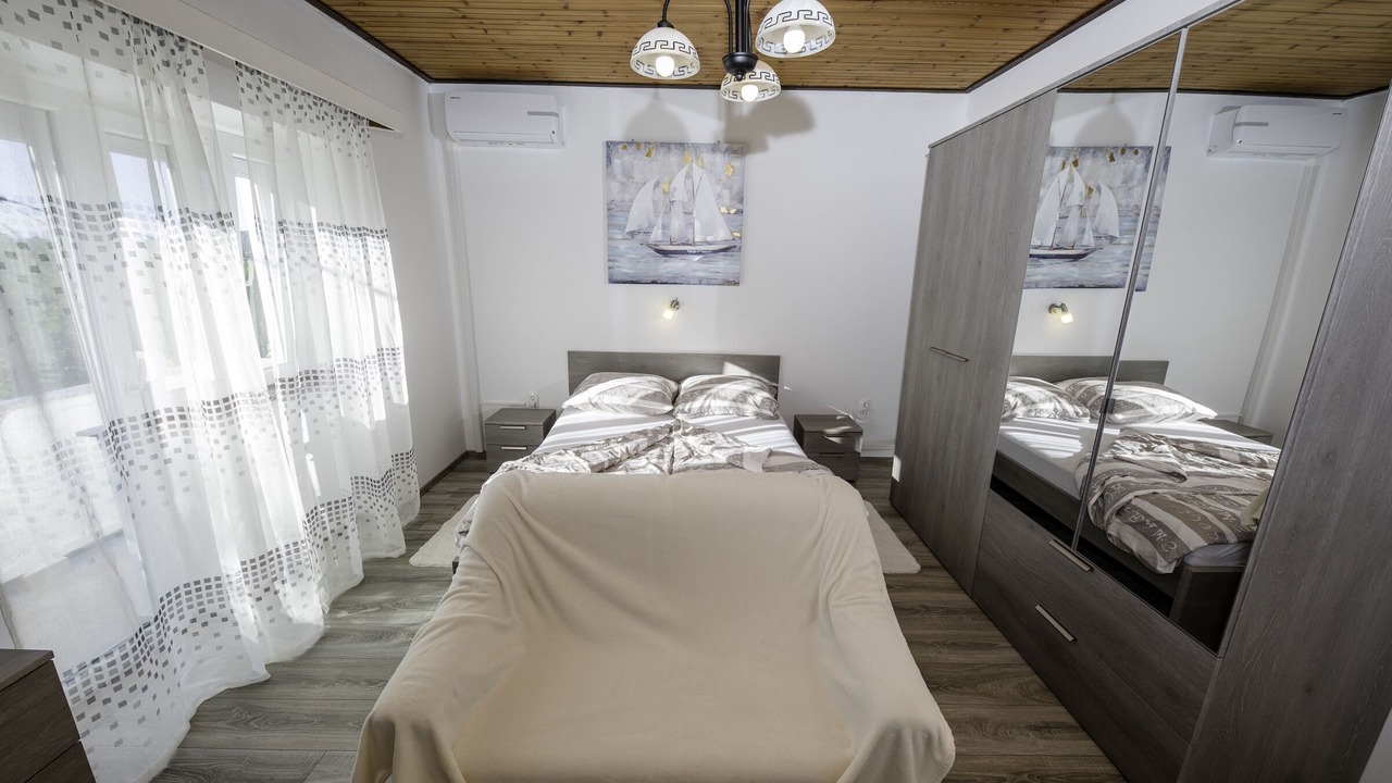 Photo of Bedroom in Supetarska Draga