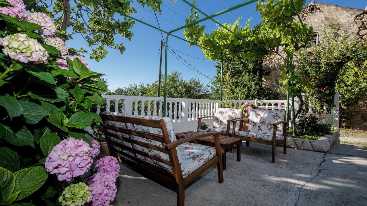 Photo of Patio Balcony in Supetarska Draga