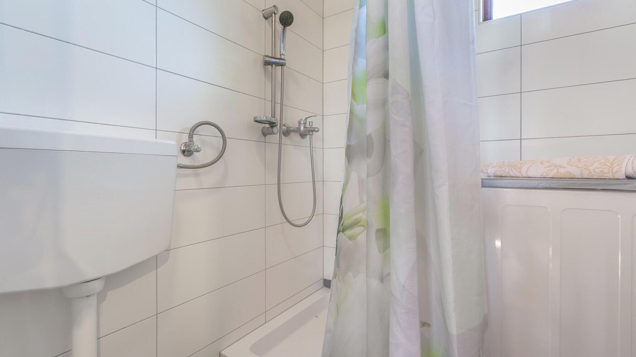 Photo of Bathroom in Skatari