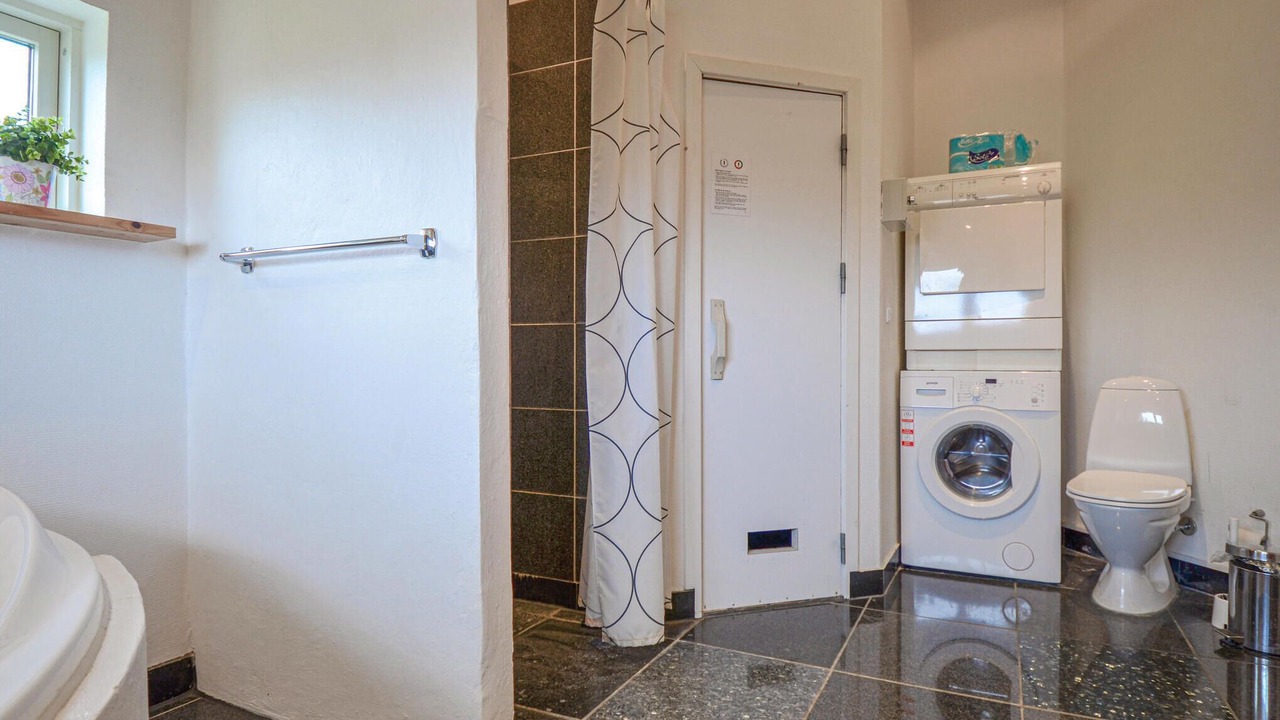 Photo of Bathroom in Lyngsbæk Strand