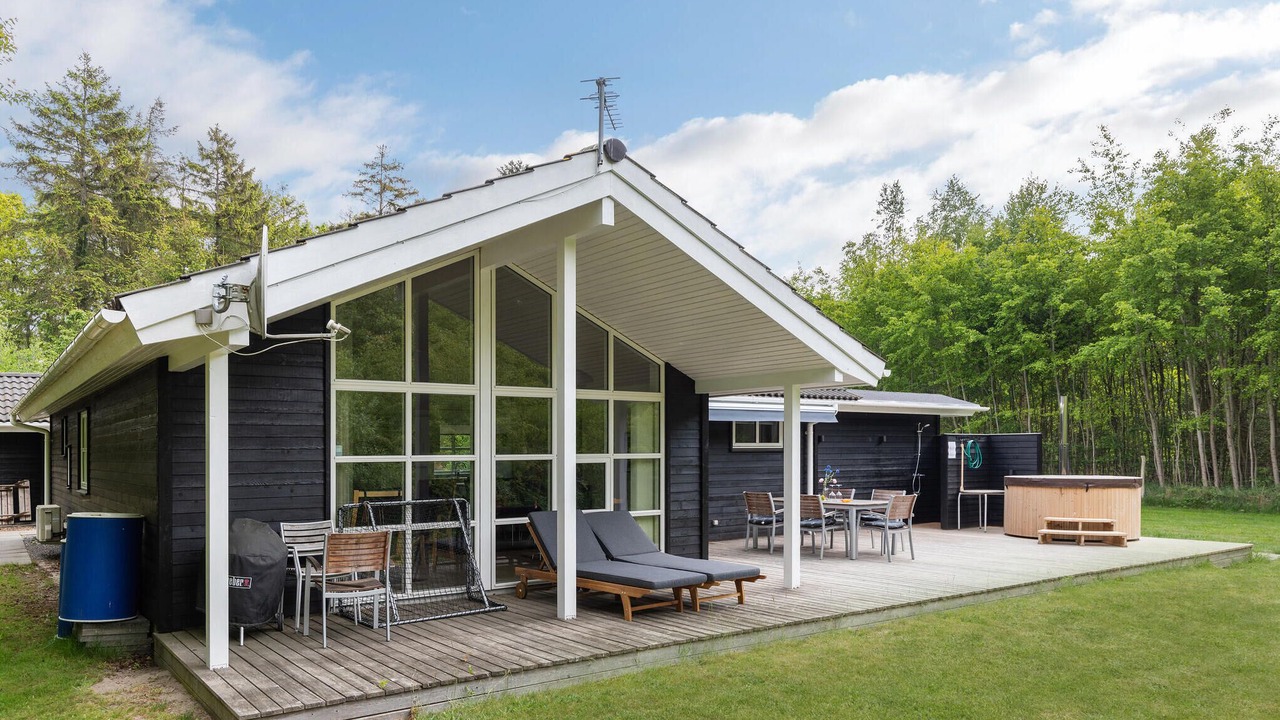 Photo of Others in Hasle