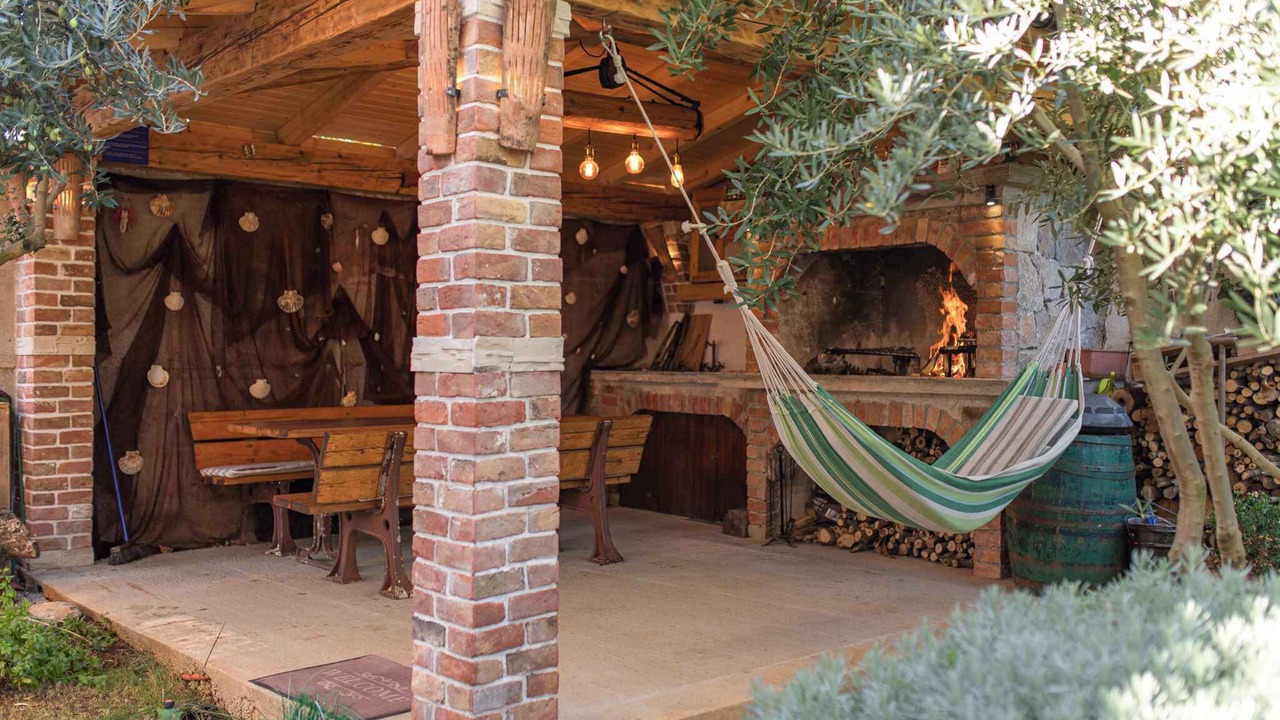 Photo of Outdoor in Salatic