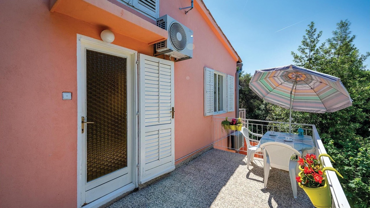 Photo of Outdoor in Borik
